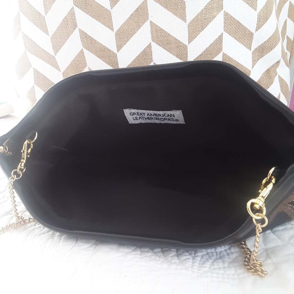 Great American Leather Works Snap open clutch - Picture 5 of 8